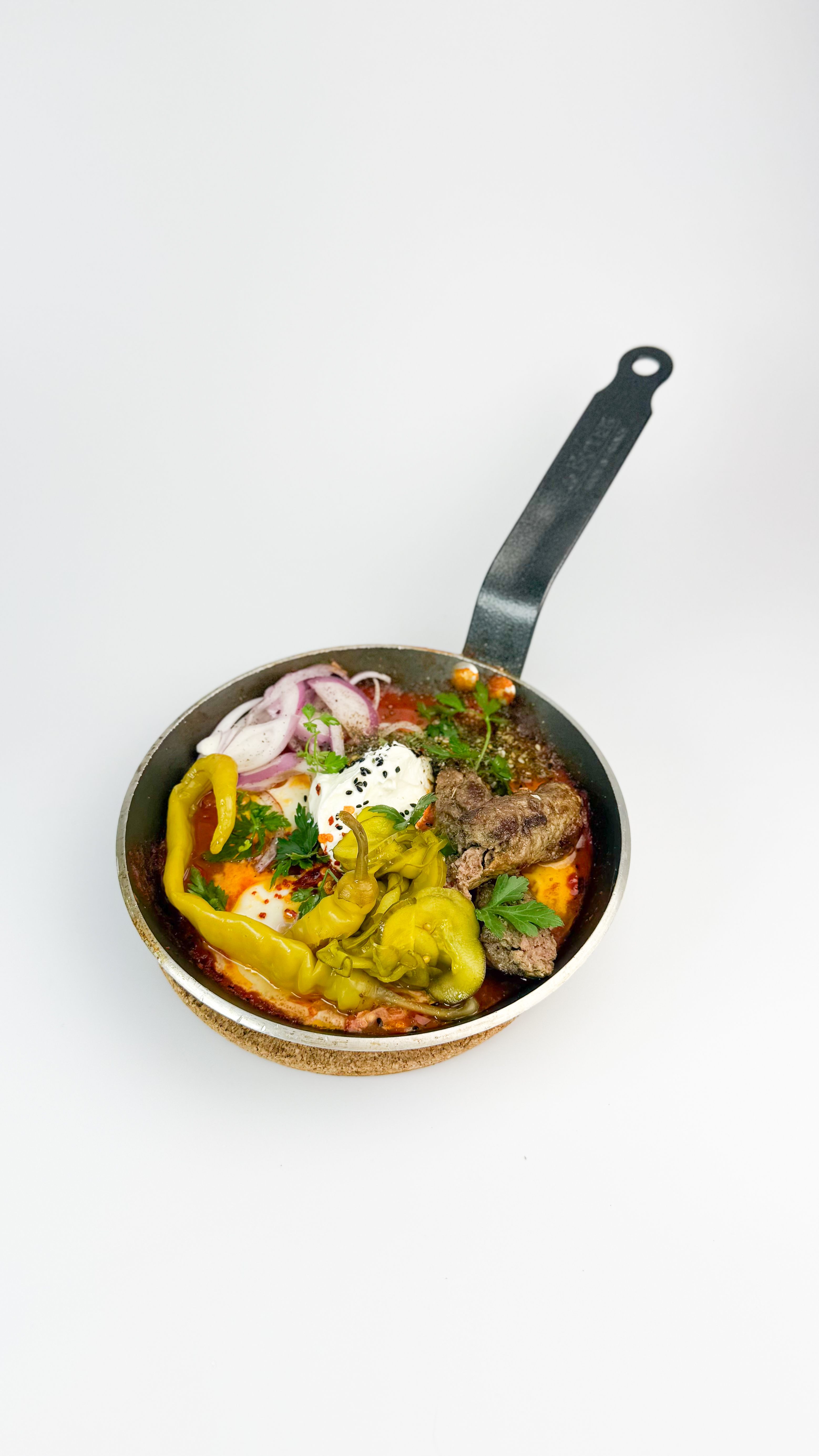 Szakszuka z Grillowaną Koftą Jagnięcą